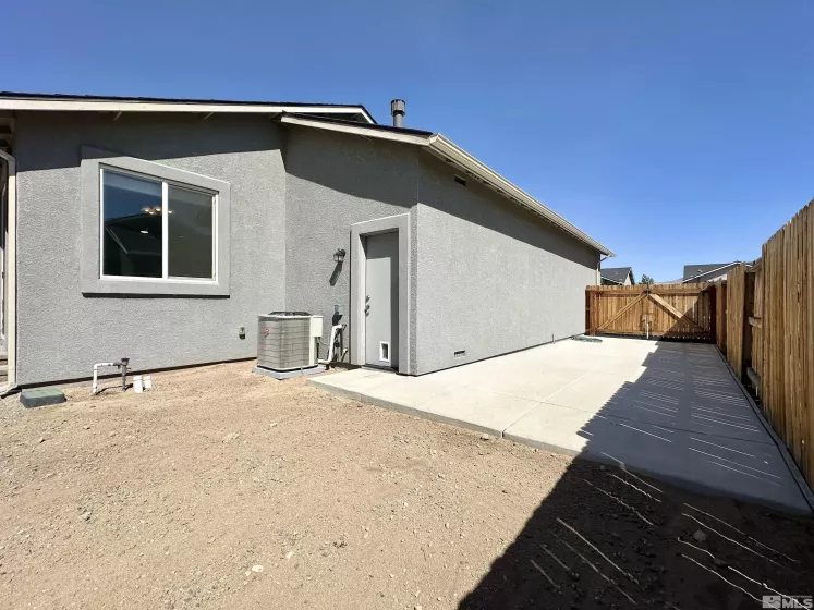 2293 Big Bird Dr, Sparks, Nevada 89441, 4 Bedrooms Bedrooms, ,2 BathroomsBathrooms,Residential,For Sale,Big Bird Dr,240011948