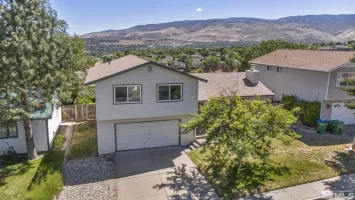 2835 Everett Dr, Reno, Nevada 89503, 3 Bedrooms Bedrooms, ,2 BathroomsBathrooms,Residential,For Sale,Everett Dr,240010461