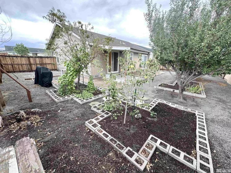 2179 Snow Drift Rd, Fernley, Nevada 89408, 3 Bedrooms Bedrooms, ,2 BathroomsBathrooms,Residential,For Sale,Snow Drift Rd,240012003