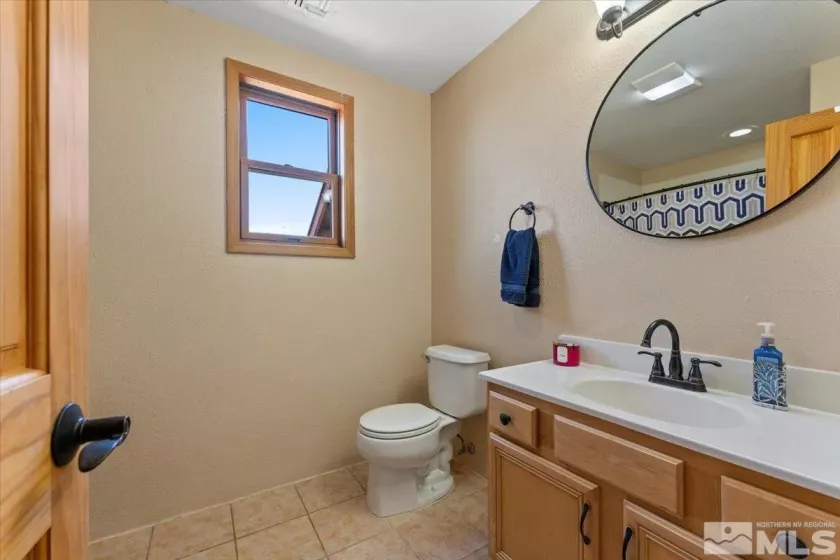 21470 Graves Rd, Reno, Nevada 89521, 3 Bedrooms Bedrooms, ,2 BathroomsBathrooms,Residential,For Sale,Graves Rd,240012000