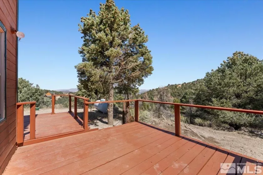 21470 Graves Rd, Reno, Nevada 89521, 3 Bedrooms Bedrooms, ,2 BathroomsBathrooms,Residential,For Sale,Graves Rd,240012000