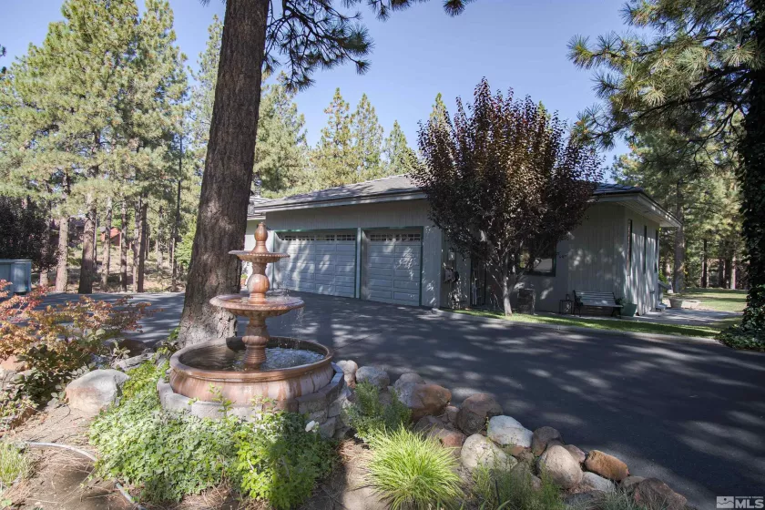 455 Yellow Pine Drive, Reno, Nevada 89511, 4 Bedrooms Bedrooms, ,3 BathroomsBathrooms,Residential,For Sale,Yellow Pine Drive,240011997