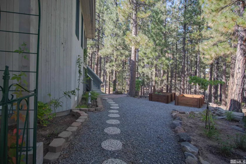 455 Yellow Pine Drive, Reno, Nevada 89511, 4 Bedrooms Bedrooms, ,3 BathroomsBathrooms,Residential,For Sale,Yellow Pine Drive,240011997