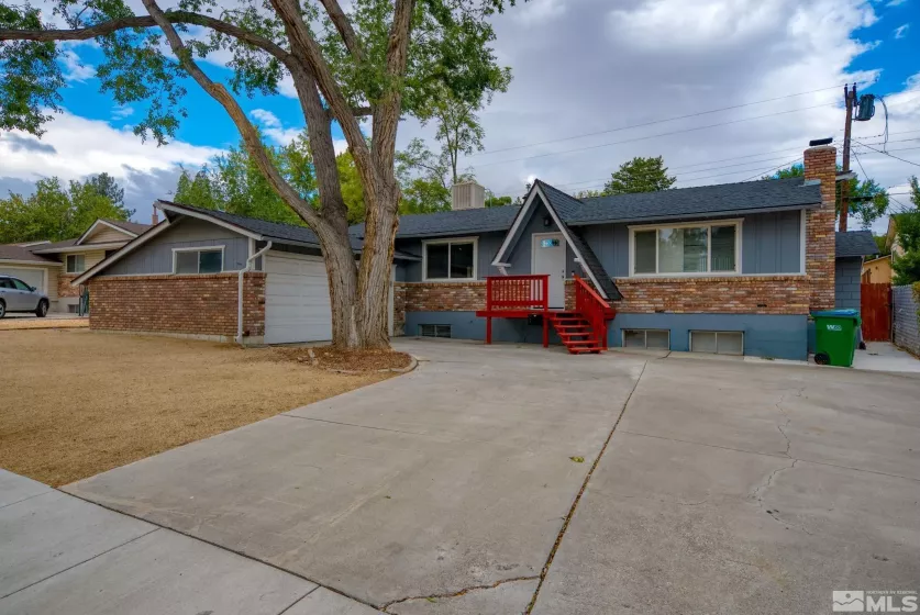 1935 Carlin St., Reno, Nevada 89503, 5 Bedrooms Bedrooms, ,3 BathroomsBathrooms,Residential,For Sale,Carlin St.,240012020