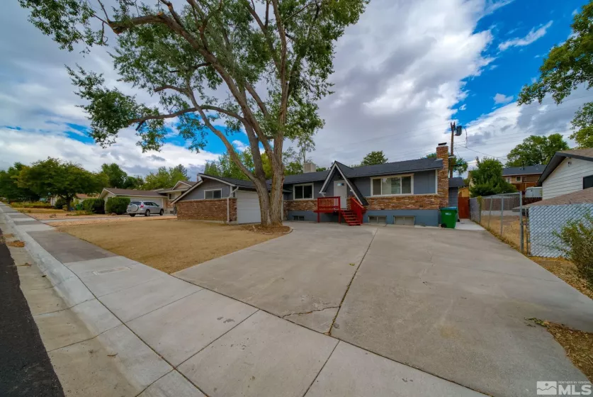 1935 Carlin St., Reno, Nevada 89503, 5 Bedrooms Bedrooms, ,3 BathroomsBathrooms,Residential,For Sale,Carlin St.,240012020