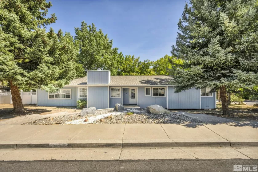 3590 BlueJay Ct, Reno, Nevada 89509, 3 Bedrooms Bedrooms, ,2 BathroomsBathrooms,Residential,For Sale,BlueJay Ct,240010870