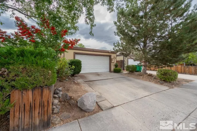 45 Castle Way, Carson City, Nevada 89706, 2 Bedrooms Bedrooms, ,1 BathroomBathrooms,Residential,For Sale,Castle Way,240012025