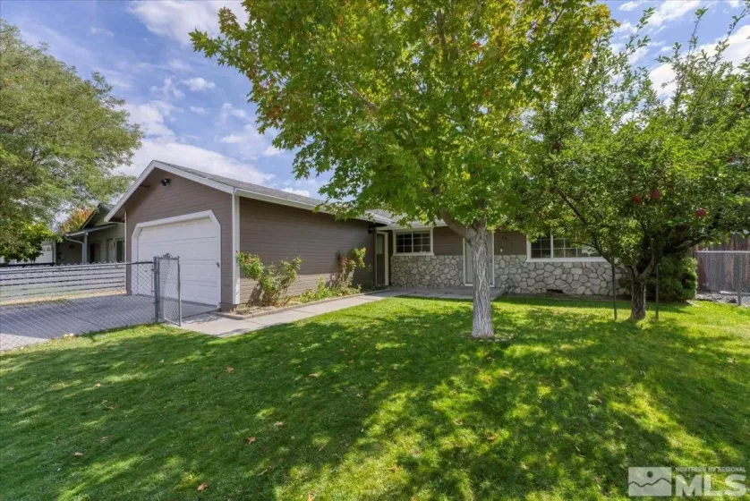 1467 Slide Mountain Dr., Carson City, Nevada 89706, 3 Bedrooms Bedrooms, ,2 BathroomsBathrooms,Residential,For Sale,Slide Mountain Dr.,240012061