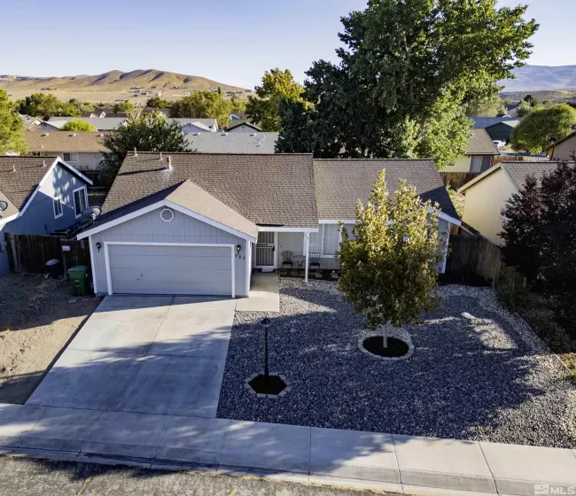 707 Shadow Lane, Fernley, Nevada 89408, 3 Bedrooms Bedrooms, ,2 BathroomsBathrooms,Residential,For Sale,Shadow Lane,240012058