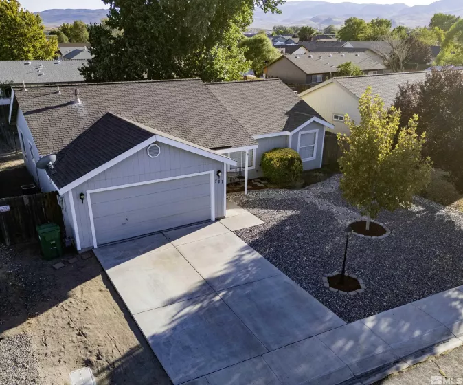 707 Shadow Lane, Fernley, Nevada 89408, 3 Bedrooms Bedrooms, ,2 BathroomsBathrooms,Residential,For Sale,Shadow Lane,240012058