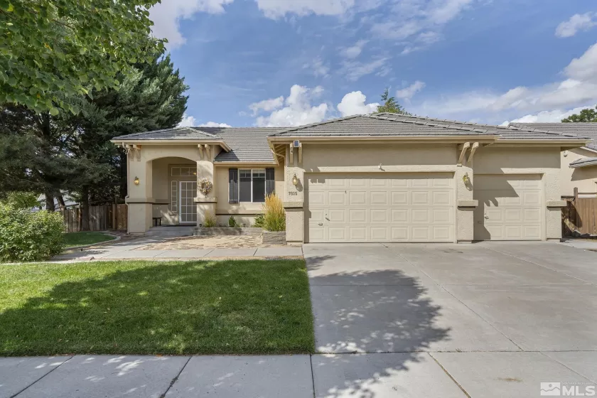 7035 Cinnamon Dr, Sparks, Nevada 89436, 3 Bedrooms Bedrooms, ,2 BathroomsBathrooms,Residential,For Sale,Cinnamon Dr,240012055