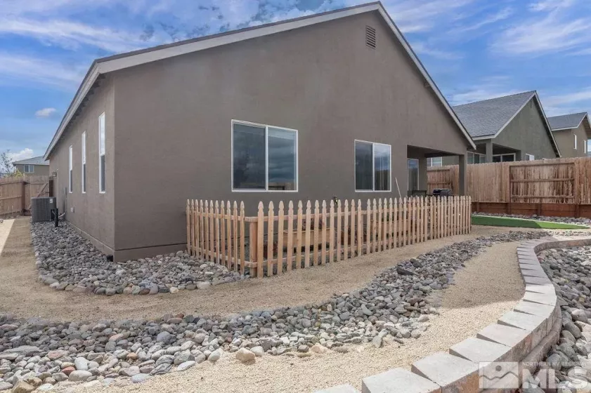 802 Garnet, Fernley, Nevada 89408, 3 Bedrooms Bedrooms, ,2 BathroomsBathrooms,Residential,For Sale,Garnet,240012042