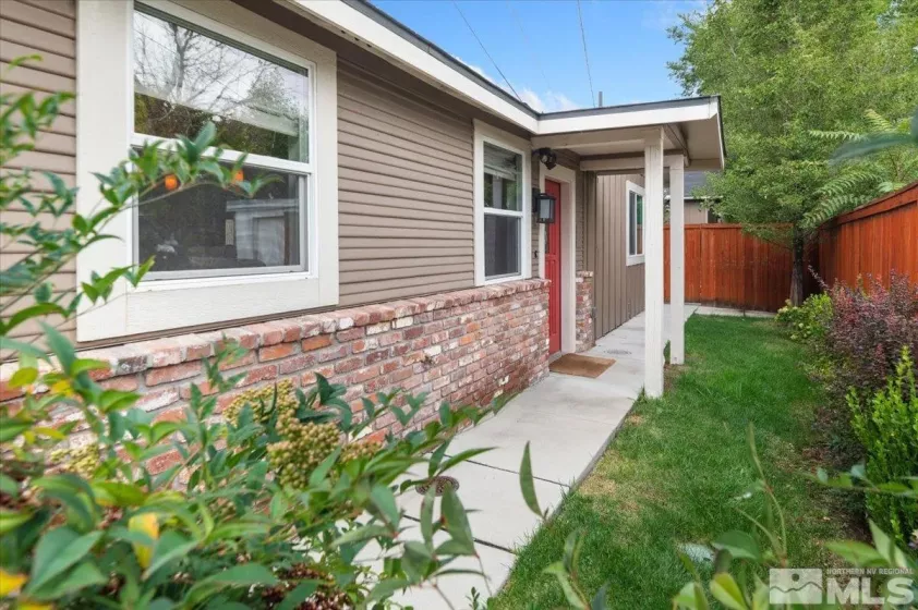 58 Caliente St, Reno, Nevada 89509, 1 Bedroom Bedrooms, ,1 BathroomBathrooms,Residential,For Sale,Caliente St,240012033