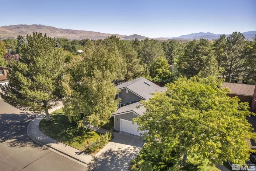 1853 Chaise Dr, Carson City, Nevada 89703, 3 Bedrooms Bedrooms, ,3 BathroomsBathrooms,Residential,For Sale,Chaise Dr,240012027