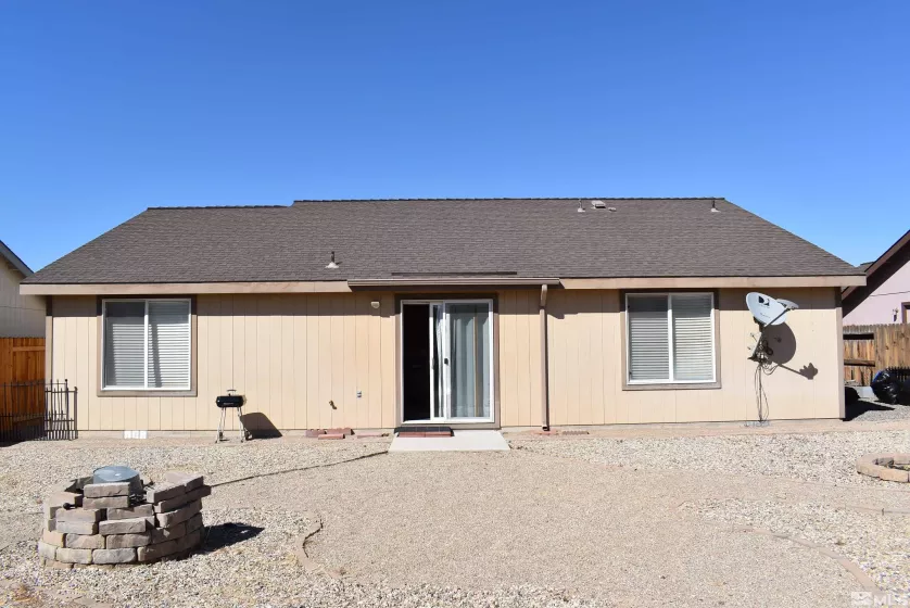 634 Brook Ln, Fernley, Nevada 89408, 3 Bedrooms Bedrooms, ,2 BathroomsBathrooms,Residential,For Sale,Brook Ln,240012228