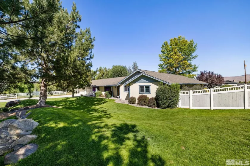 1350 Monte Vista Drive, Reno, Nevada 89511, 5 Bedrooms Bedrooms, ,3 BathroomsBathrooms,Residential,For Sale,Monte Vista Drive,240012072