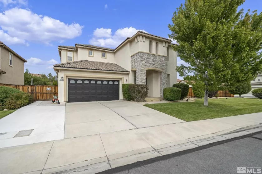 6658 Abbotswood Dr, Sparks, Nevada 89436, 4 Bedrooms Bedrooms, ,2 BathroomsBathrooms,Residential,For Sale,Abbotswood Dr,240010940