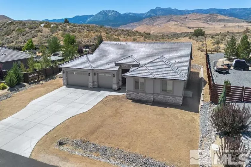 2585 Star Pointe Drive, Reno, Nevada 89521, 4 Bedrooms Bedrooms, ,3 BathroomsBathrooms,Residential,For Sale,Star Pointe Drive,240010868