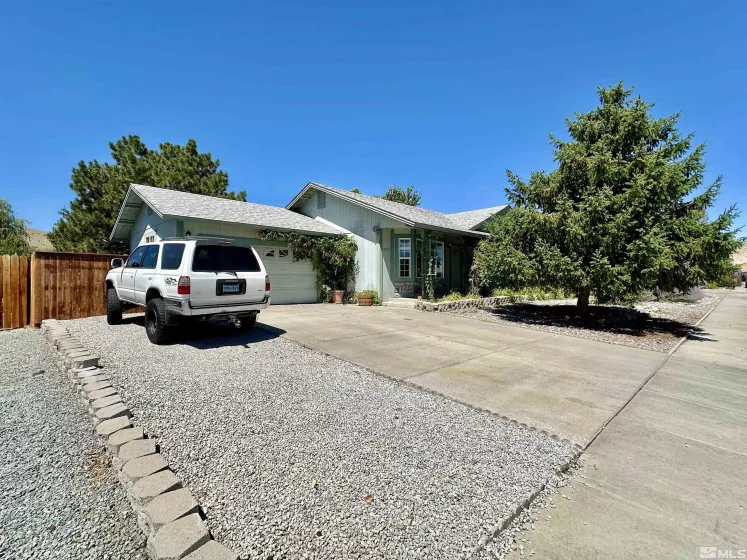 1037 Turtledove Ct., Sparks, Nevada 89441, 3 Bedrooms Bedrooms, ,2 BathroomsBathrooms,Residential,For Sale,Turtledove Ct.,240010769