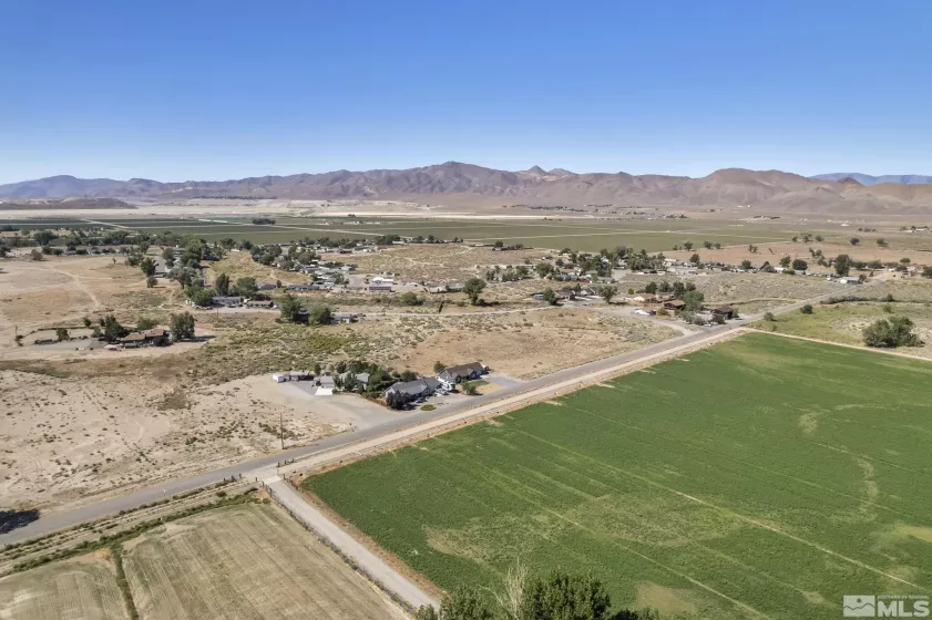 3 Silverado Rd, Yerington, Nevada 89447, 3 Bedrooms Bedrooms, ,2 BathroomsBathrooms,Residential,For Sale,Silverado Rd,240010696