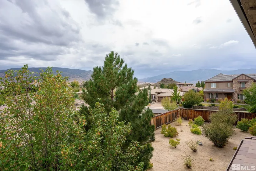 1810 Graysburg Drive, Reno, Nevada 89523, 5 Bedrooms Bedrooms, ,4 BathroomsBathrooms,Residential,For Sale,Graysburg Drive,240012118