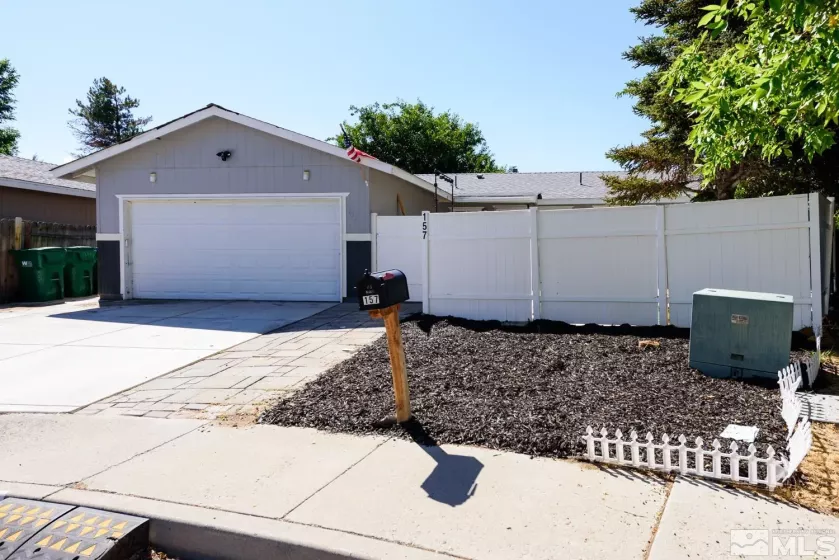 157 Dyer, Carson City, Nevada 89706, 3 Bedrooms Bedrooms, ,2 BathroomsBathrooms,Residential,For Sale,Dyer,240012244