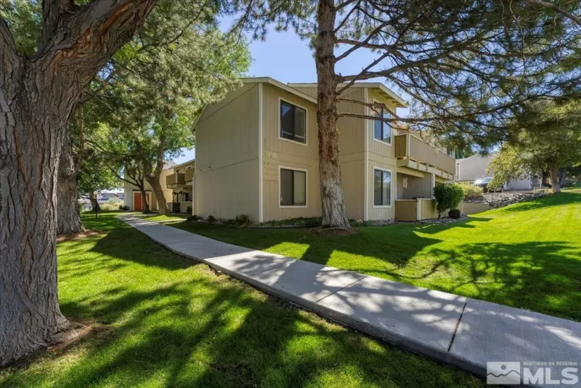 3890 Leonesio Drive, Reno, Nevada 89512, 2 Bedrooms Bedrooms, ,1 BathroomBathrooms,Residential,For Sale,Leonesio Drive,240012278