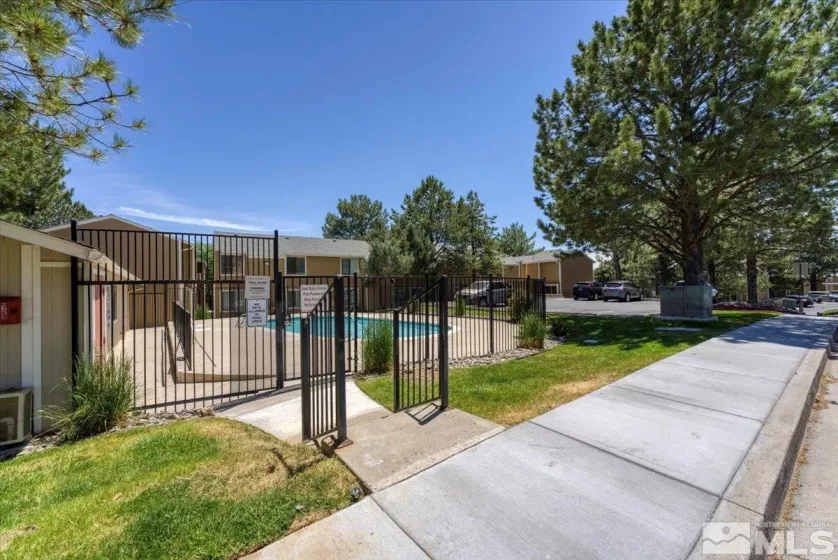 3890 Leonesio Drive, Reno, Nevada 89512, 2 Bedrooms Bedrooms, ,1 BathroomBathrooms,Residential,For Sale,Leonesio Drive,240012278