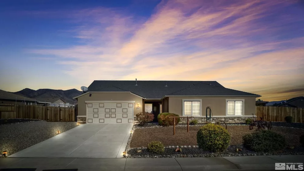 136 Oakmont, Dayton, Nevada 89403, 4 Bedrooms Bedrooms, ,3 BathroomsBathrooms,Residential,For Sale,Oakmont,240012298