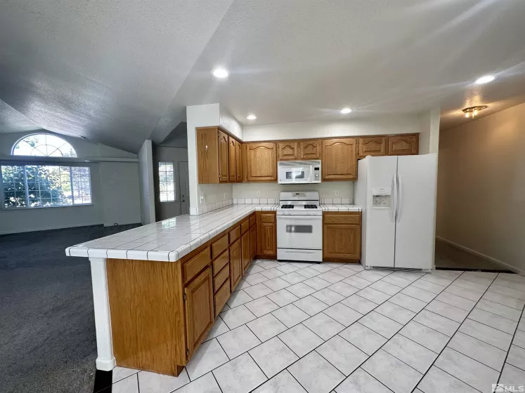 1217 Fieldgate Ct, Gardnerville, Nevada 89460, 3 Bedrooms Bedrooms, ,2 BathroomsBathrooms,Residential,For Sale,Fieldgate Ct,240012318