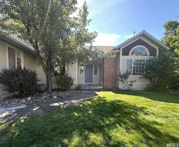 1217 Fieldgate Ct, Gardnerville, Nevada 89460, 3 Bedrooms Bedrooms, ,2 BathroomsBathrooms,Residential,For Sale,Fieldgate Ct,240012318