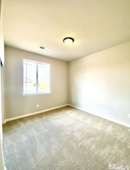 1216 Ione Valley, Sparks, Nevada 89441, 3 Bedrooms Bedrooms, ,2 BathroomsBathrooms,Residential,For Sale,Ione Valley,240012320