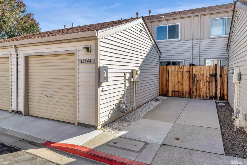 13844 Lear Blvd, Reno, Nevada 89506, 2 Bedrooms Bedrooms, ,1 BathroomBathrooms,Residential,For Sale,Lear Blvd,240012326