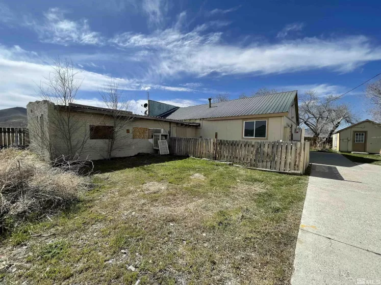 225 US HWY 40, Golconda, Nevada 89414, 3 Bedrooms Bedrooms, ,1 BathroomBathrooms,Residential,For Sale,US HWY 40,240003092