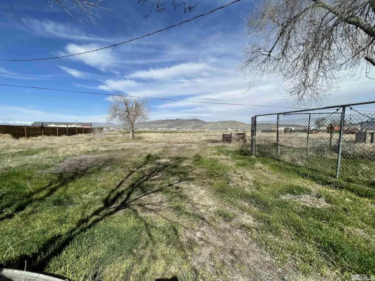 225 US HWY 40, Golconda, Nevada 89414, 3 Bedrooms Bedrooms, ,1 BathroomBathrooms,Residential,For Sale,US HWY 40,240003092