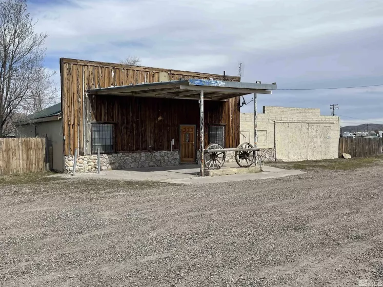 225 US HWY 40, Golconda, Nevada 89414, 3 Bedrooms Bedrooms, ,1 BathroomBathrooms,Residential,For Sale,US HWY 40,240003092