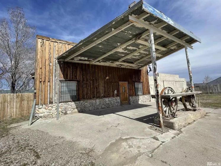 225 US HWY 40, Golconda, Nevada 89414, 3 Bedrooms Bedrooms, ,1 BathroomBathrooms,Residential,For Sale,US HWY 40,240003092