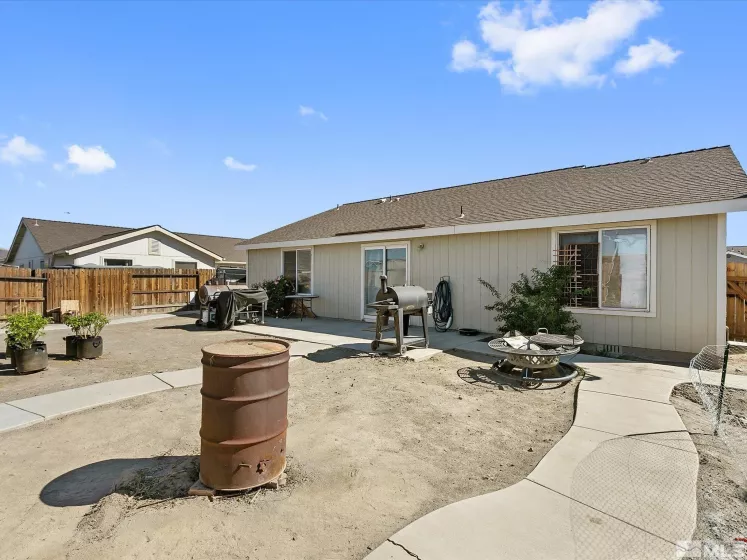 1537 Wrangler Ln, Fernley, Nevada 89408, 3 Bedrooms Bedrooms, ,2 BathroomsBathrooms,Residential,For Sale,Wrangler Ln,240012354