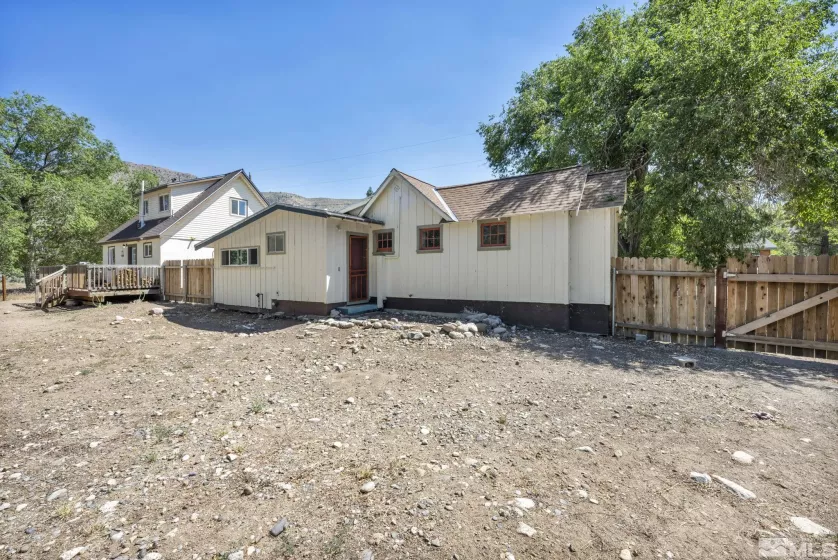 330 Meadow Drive, Coleville, Ca, California 96107, 3 Bedrooms Bedrooms, ,2 BathroomsBathrooms,Residential,For Sale,Meadow Drive,240012359