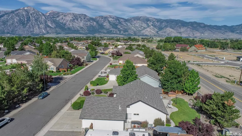 1270 Sierra Vista Dr, Gardnerville, Nevada 89460, 4 Bedrooms Bedrooms, ,2 BathroomsBathrooms,Residential,For Sale,Sierra Vista Dr,240012356