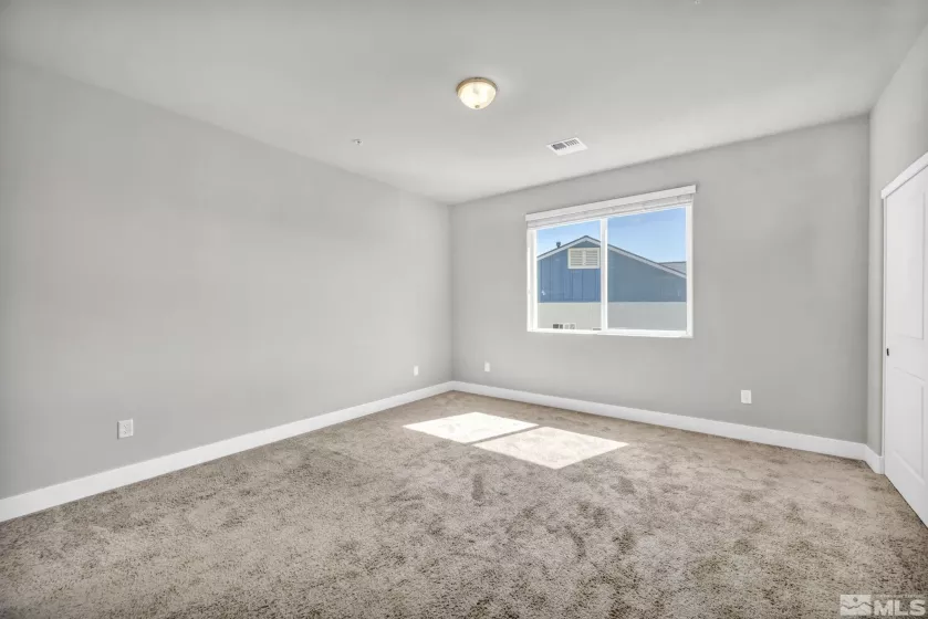 5180 Ronald Stephen Cir, Reno, Nevada 89503, 2 Bedrooms Bedrooms, ,2 BathroomsBathrooms,Residential,For Sale,Ronald Stephen Cir,240012428