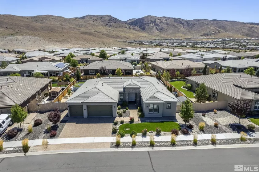 9820 Firefoot Lane, Reno, Nevada 89521, 4 Bedrooms Bedrooms, ,3 BathroomsBathrooms,Residential,For Sale,Firefoot Lane,240010662