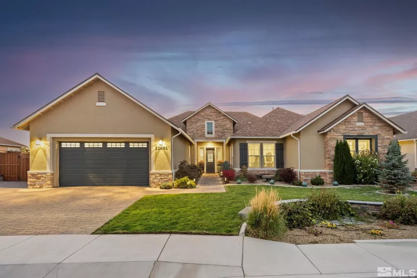 11681 Hacienda Ridge Way, Sparks, Nevada 89441, 3 Bedrooms Bedrooms, ,2 BathroomsBathrooms,Residential,For Sale,Hacienda Ridge Way,240012441