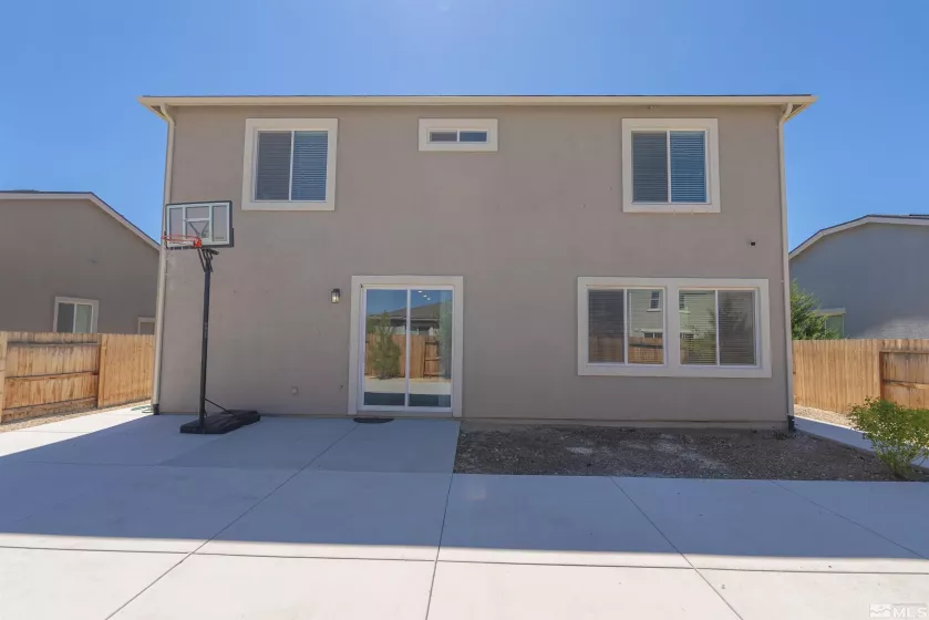 9352 Bay Dr., Reno, Nevada 89506, 5 Bedrooms Bedrooms, ,3 BathroomsBathrooms,Residential,For Sale,Bay Dr.,240010639