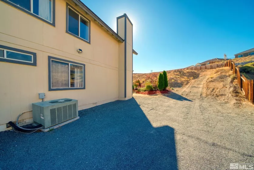 4343 Roundstone Ct, Sparks, Nevada 89436, 5 Bedrooms Bedrooms, ,3 BathroomsBathrooms,Residential,For Sale,Roundstone Ct,240012448