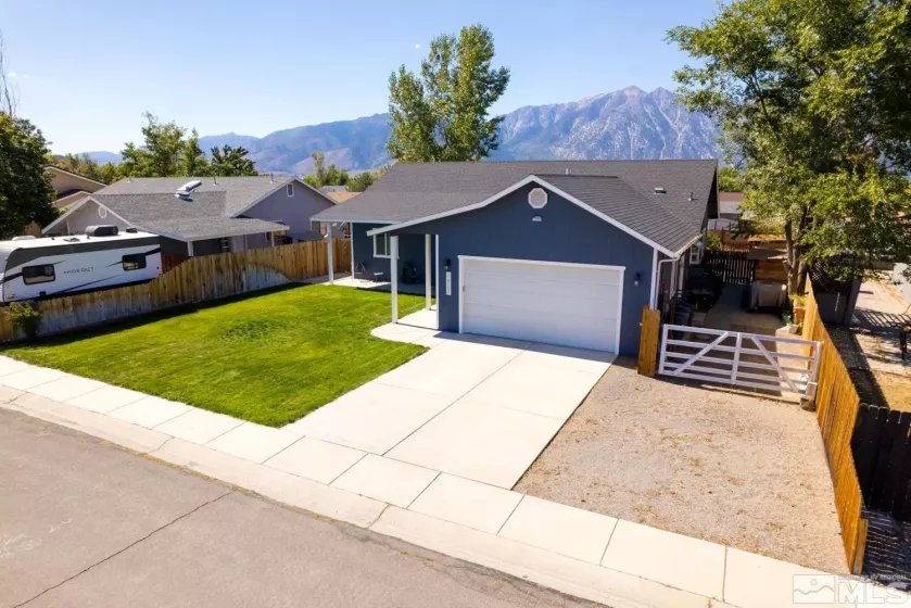 1422 Bumblebee Dr, Gardnerville, Nevada 89460, 3 Bedrooms Bedrooms, ,2 BathroomsBathrooms,Residential,For Sale,Bumblebee Dr,240012452