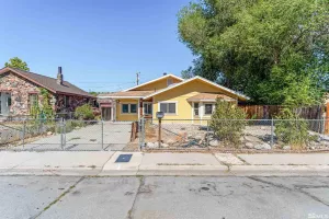 1924 H Street, Sparks, Nevada 89431, 4 Bedrooms Bedrooms, ,2 BathroomsBathrooms,Residential,For Sale,H Street,240012474