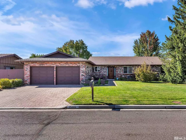 1588 Wild Rose, Minden, Nevada 89423, 3 Bedrooms Bedrooms, ,3 BathroomsBathrooms,Residential,For Sale,Wild Rose,240012235