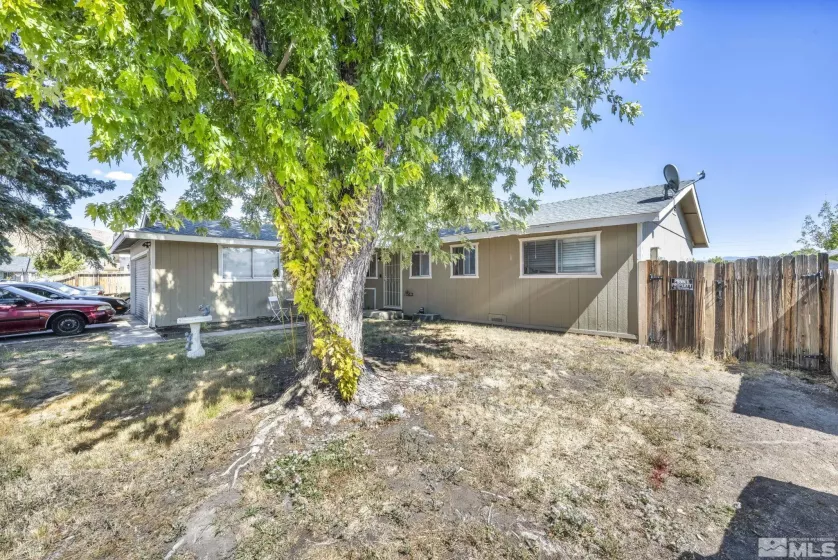 3385 Kathleen Drive, Carson City, Nevada 89706, 3 Bedrooms Bedrooms, ,2 BathroomsBathrooms,Residential,For Sale,Kathleen Drive,240012238