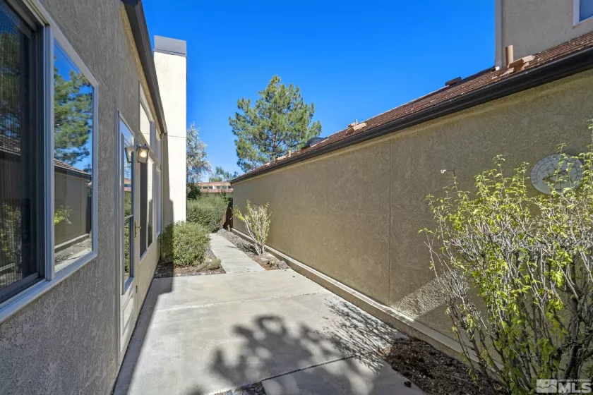 3615 Skyline Blvd, Reno, Nevada 89509, 2 Bedrooms Bedrooms, ,2 BathroomsBathrooms,Residential,For Sale,Skyline Blvd,240012542